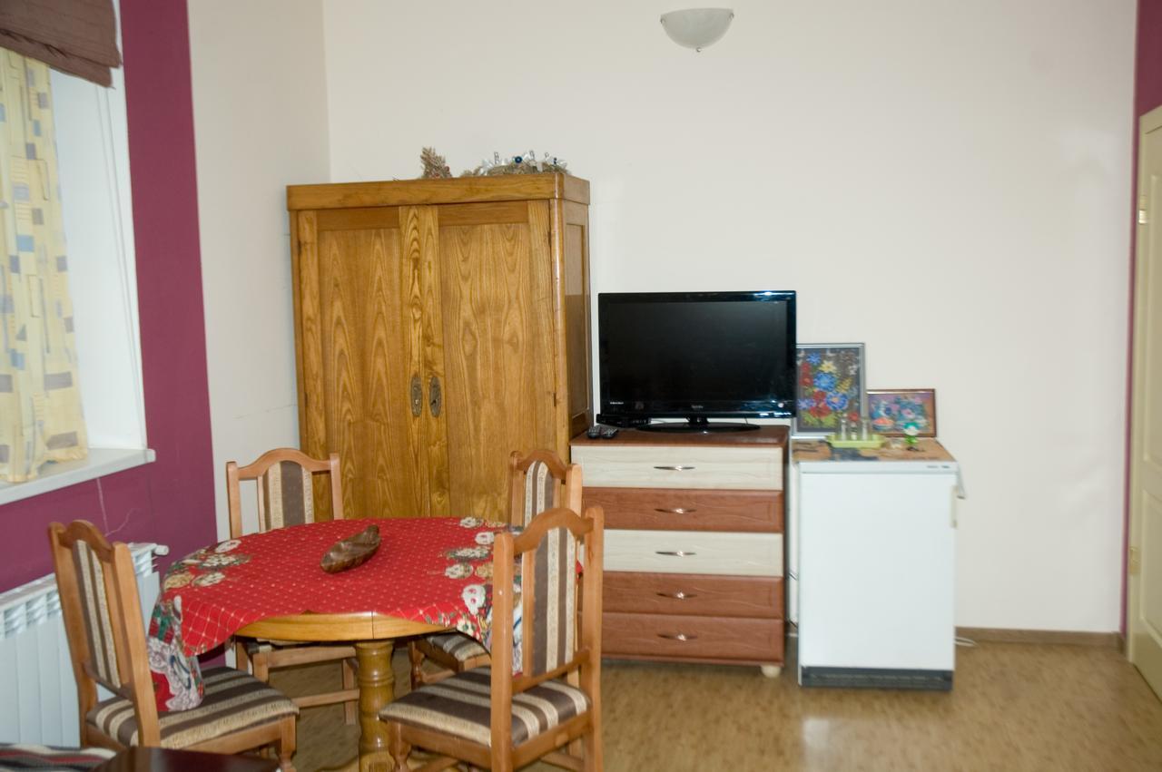 Turul Hotel Berehove  Buitenkant foto